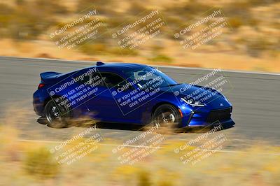 media/Nov-16-2024-Extreme Speed (Sat) [[6587d07cc4]]/Gold Group/Session 3 (The Bowl)/